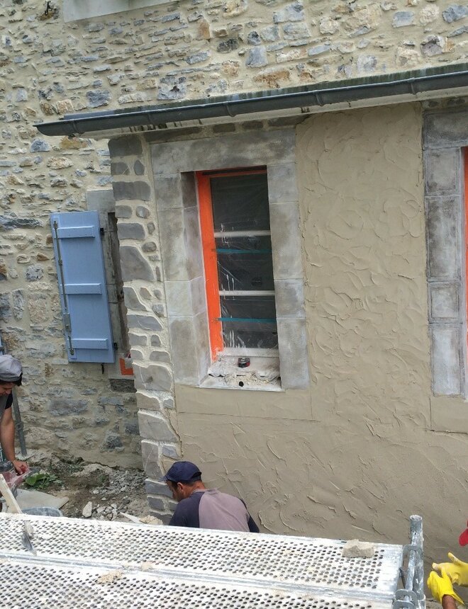 groupe-arla-maconnerie-renovation-facade-et mur-interieur